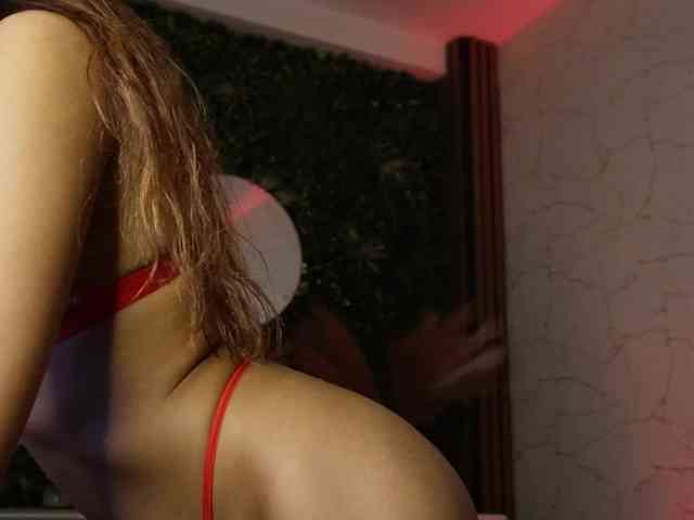 sisi-von-dee sisi-von-dee