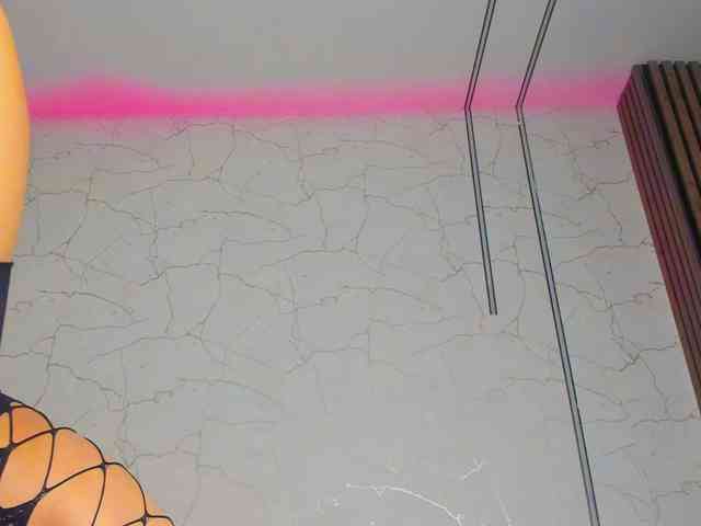 sisi-von-dee sisi-von-dee