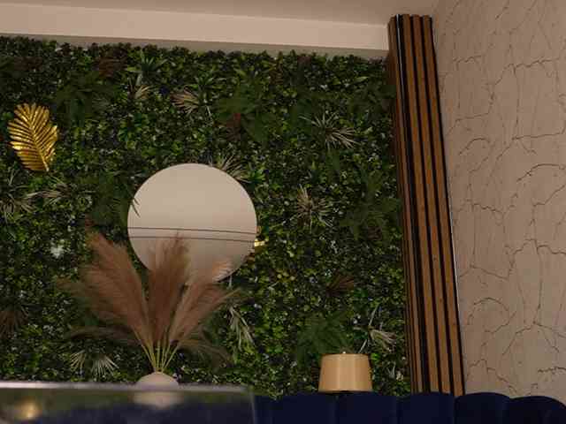 sisi-von-dee sisi-von-dee