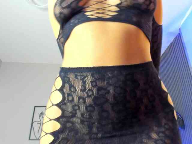 sisi-von-dee sisi-von-dee