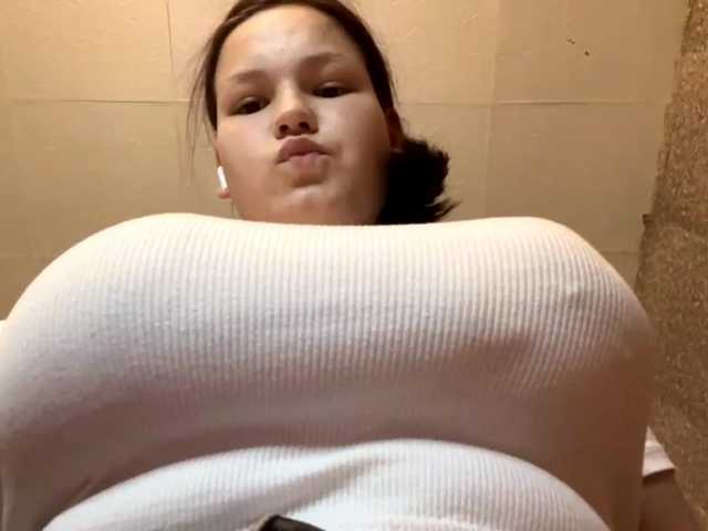 LashandraVlahovich from BongaCams is Freechat