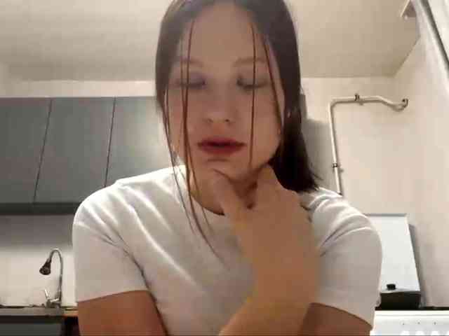 LashandraVlahovich webcam