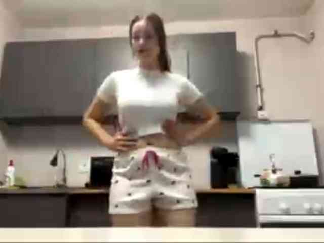 LashandraVlahovich webcam