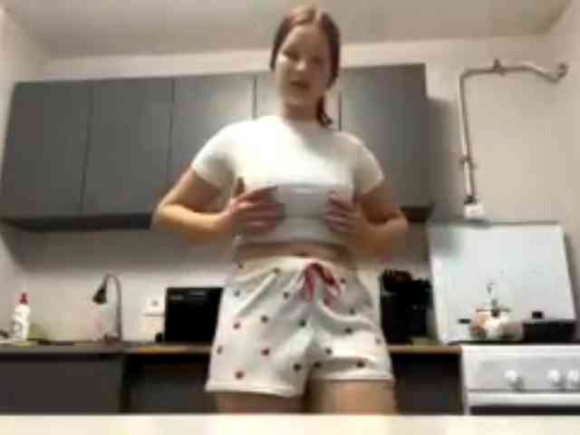 LashandraVlahovich webcam