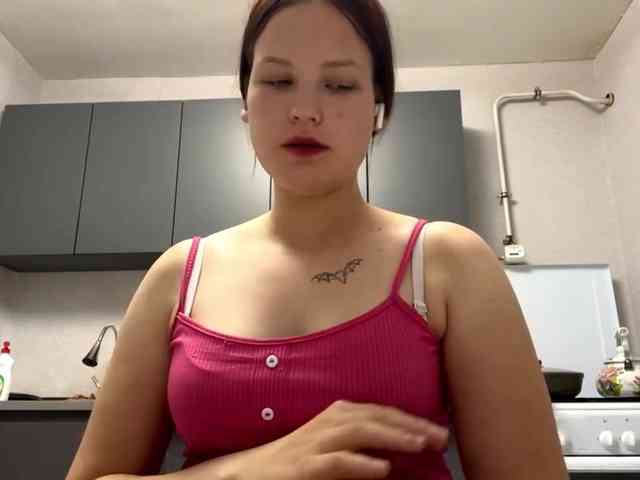 LashandraVlahovich webcam