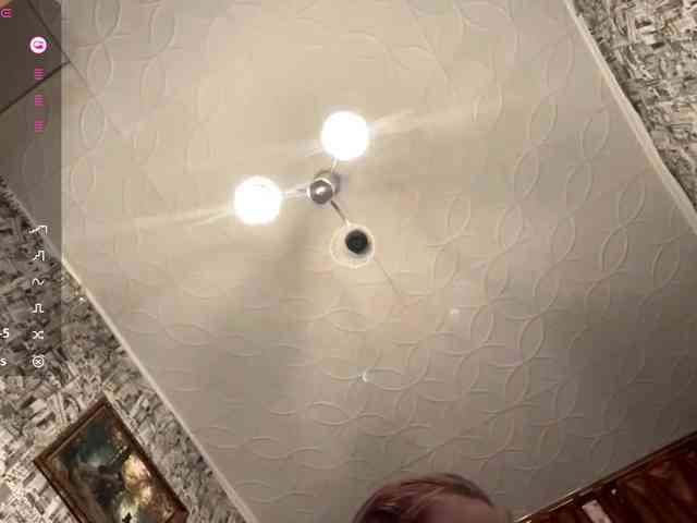 LashandraVlahovi... Live Webcam on BongaCams