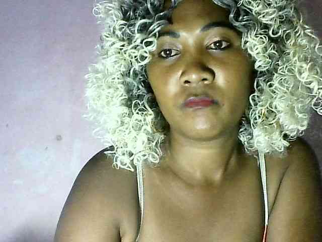 Blacksyl24 webcam