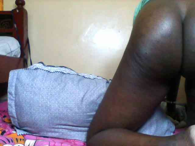 Petitehotchicks webcam