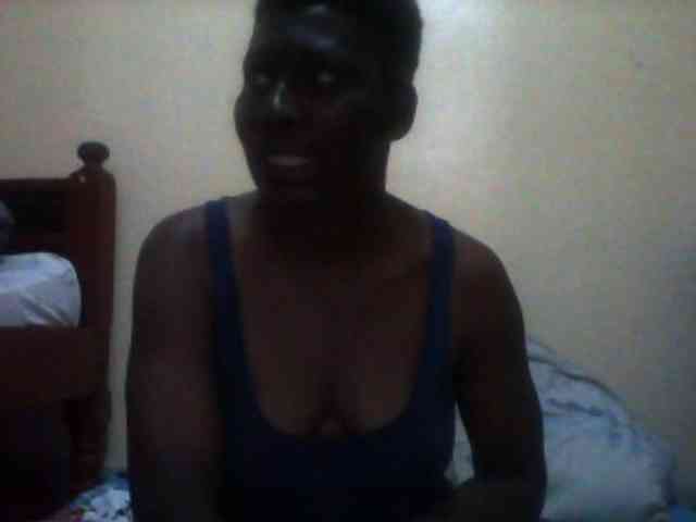 Petitehotchicks webcam