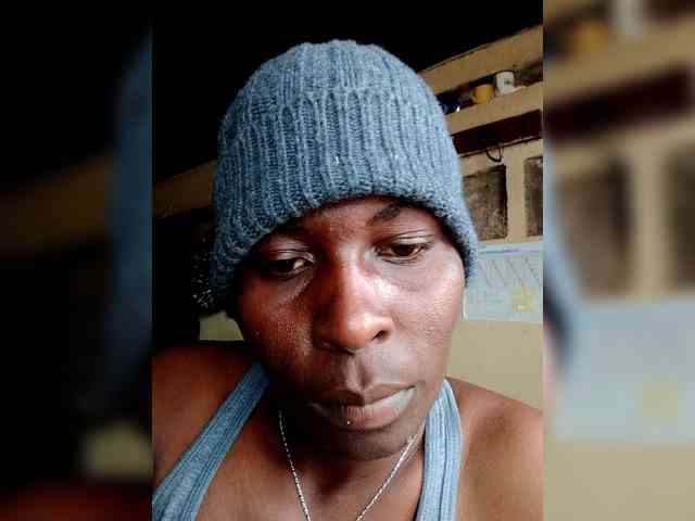 Petitehotchicks Petitehotchicks