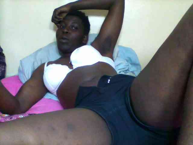 Petitehotchicks webcam