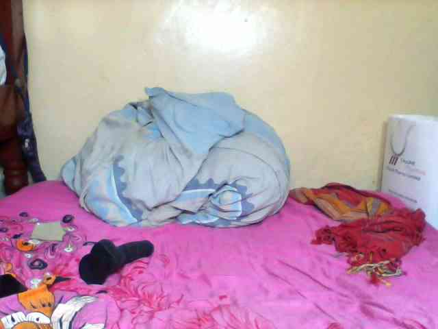 Petitehotchicks webcam