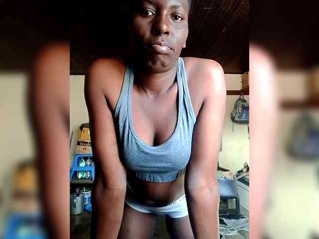 Petitehotchicks webcam