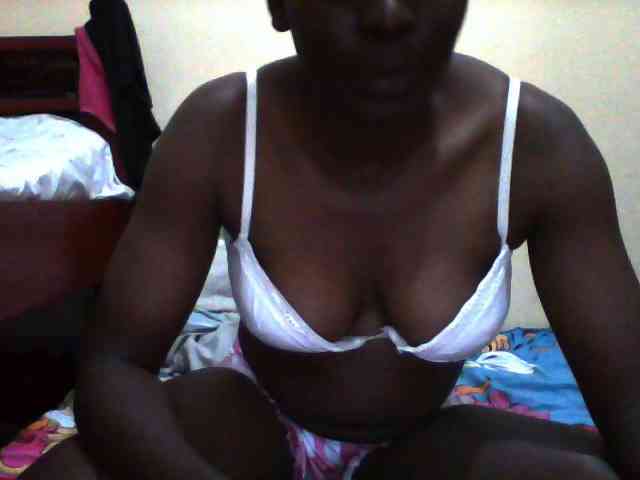 Petitehotchicks webcam