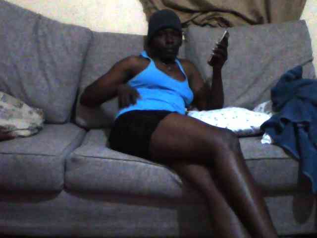 Petitehotchicks Petitehotchicks