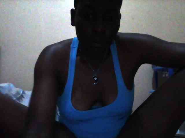 Petitehotchicks Petitehotchicks