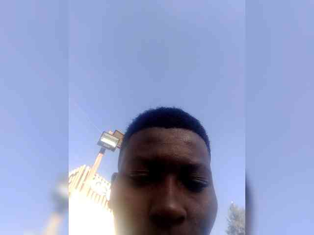 Petitehotchicks webcam