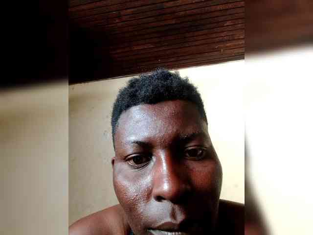 Petitehotchicks webcam