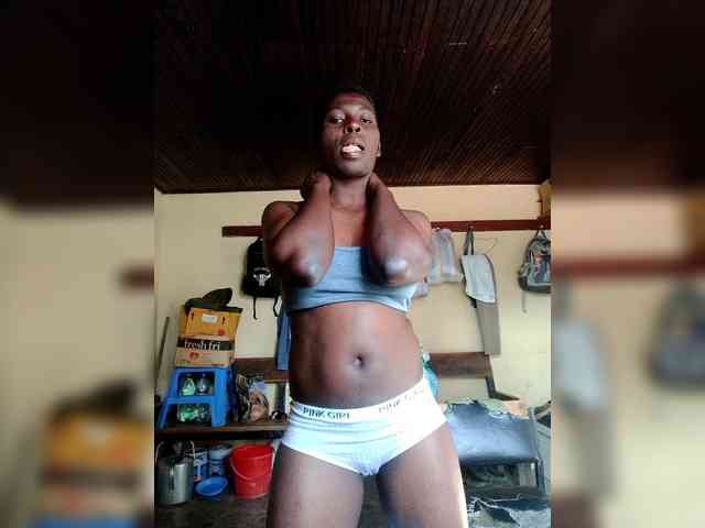 Petitehotchicks webcam