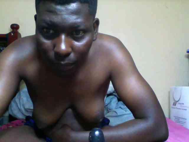 Petitehotchicks webcam