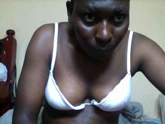 Petitehotchicks webcam