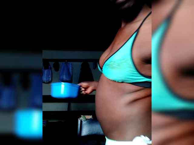 Petitehotchicks webcam