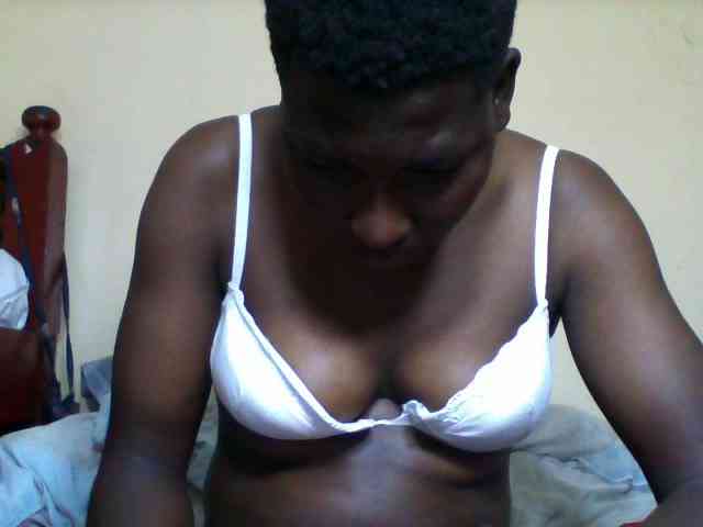 Petitehotchicks webcam