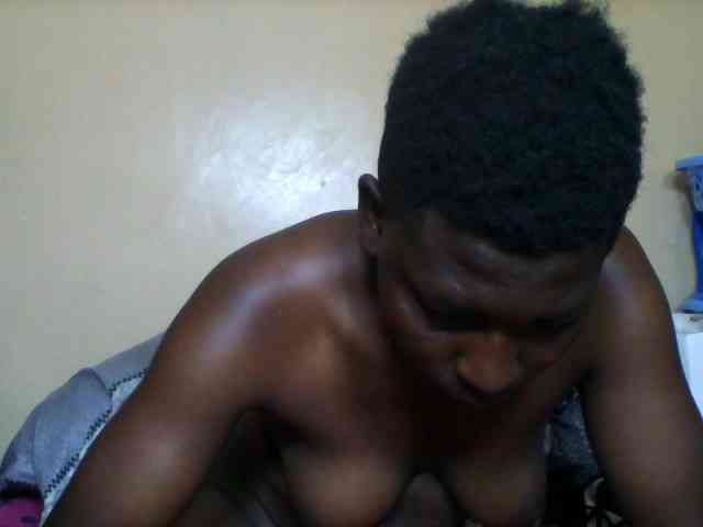 Petitehotchicks webcam