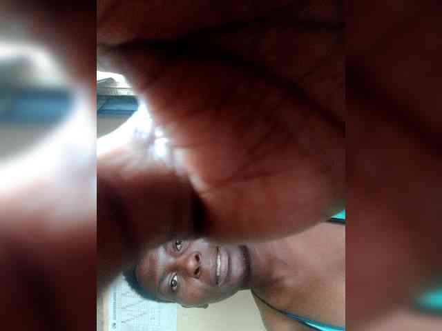 Petitehotchicks webcam