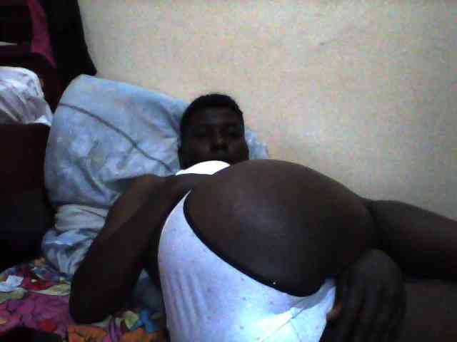 Petitehotchicks webcam