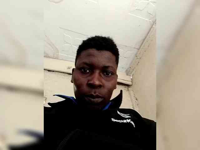 Petitehotchicks webcam