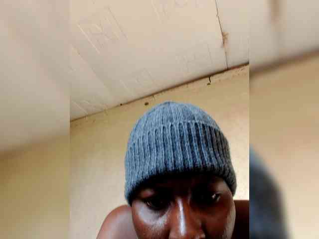 Petitehotchicks Petitehotchicks