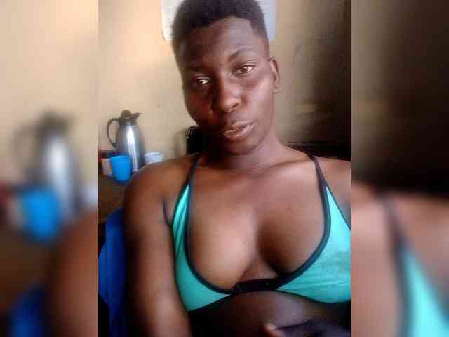 Petitehotchicks webcam