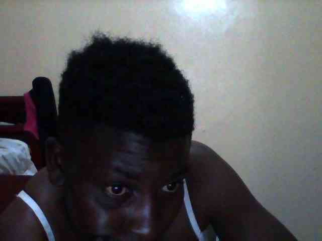 Petitehotchicks webcam