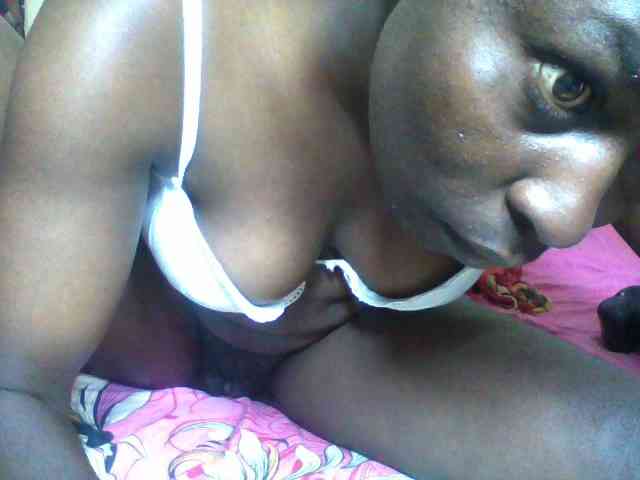 Petitehotchicks webcam