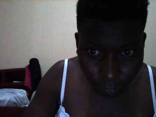 Petitehotchicks webcam