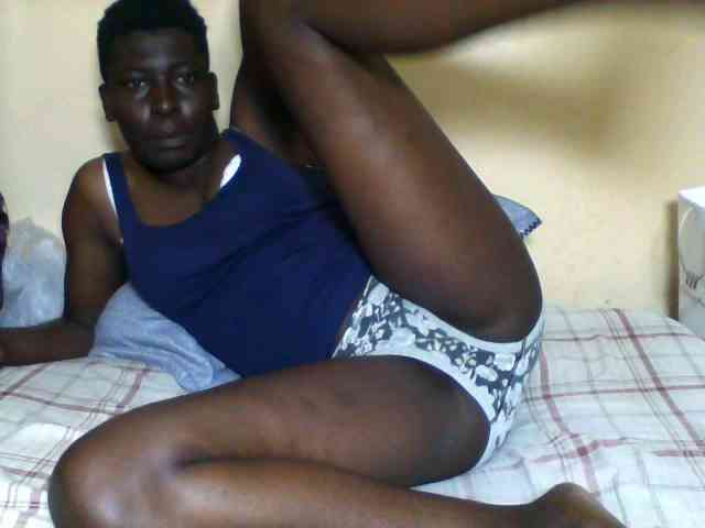 Petitehotchicks webcam