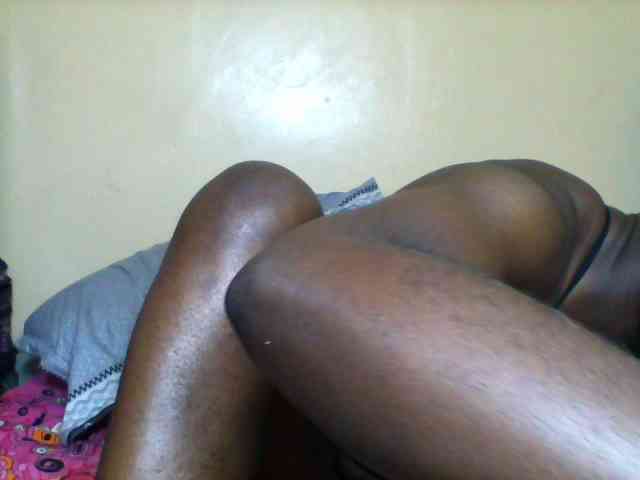 Petitehotchicks webcam