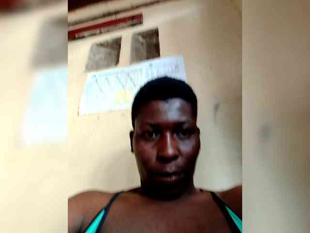 Petitehotchicks webcam