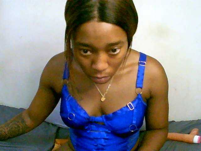 Profile and Statistics for Sexycrystalxx on BongaCams