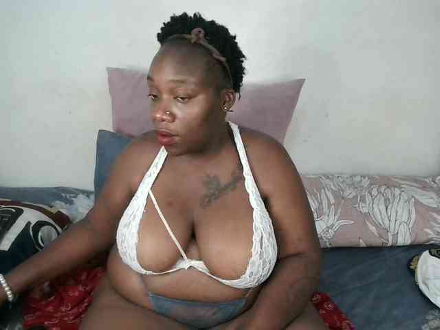 Sexycrystalxx webcam