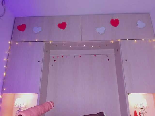 JadeeMuller's BongaCams show and profile