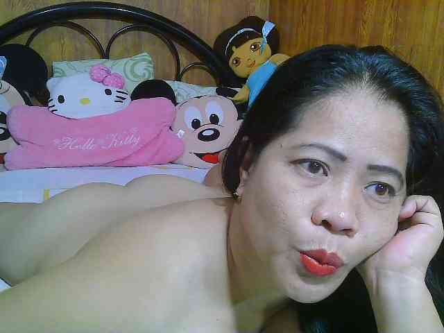 Sweetlips69 webcam