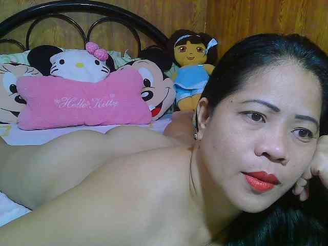 Sweetlips69 webcam