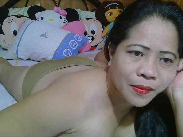 Sweetlips69 webcam