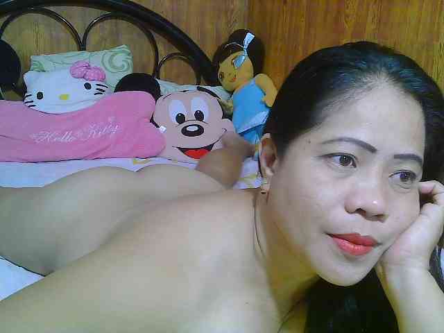 Sweetlips69 webcam