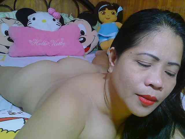 Sweetlips69 webcam
