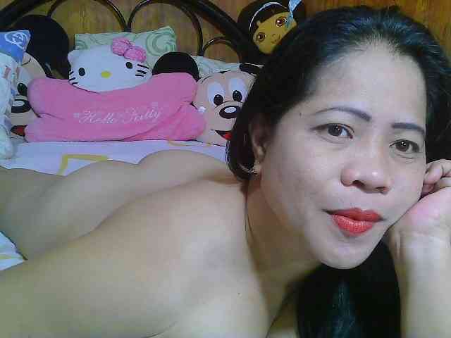 Sweetlips69 webcam