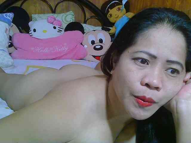 Sweetlips69 webcam