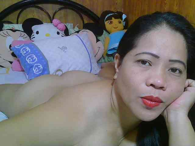 Sweetlips69 webcam